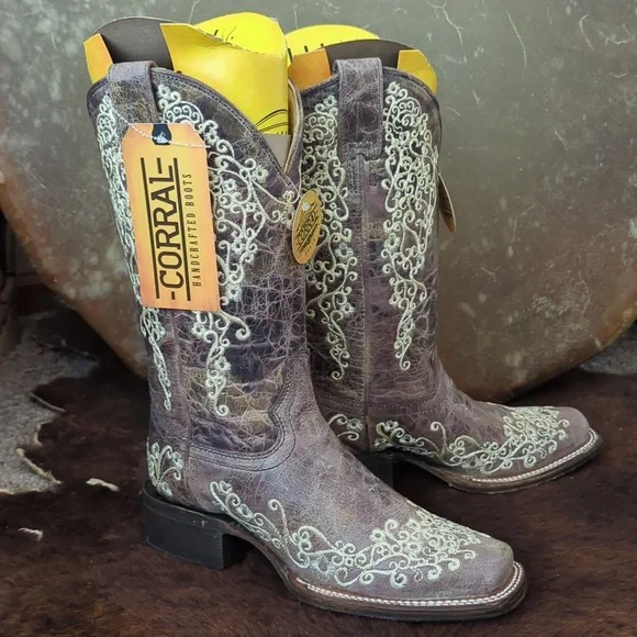 CORRAL A2663 floral embroidery "Lisa" distressed leather cowgirl boots sz6.5 NEW - Picture 7 of 16